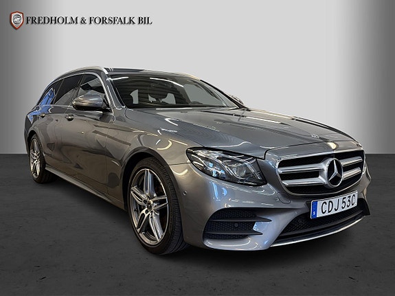 Mercedes-Benz E220 6 of 30