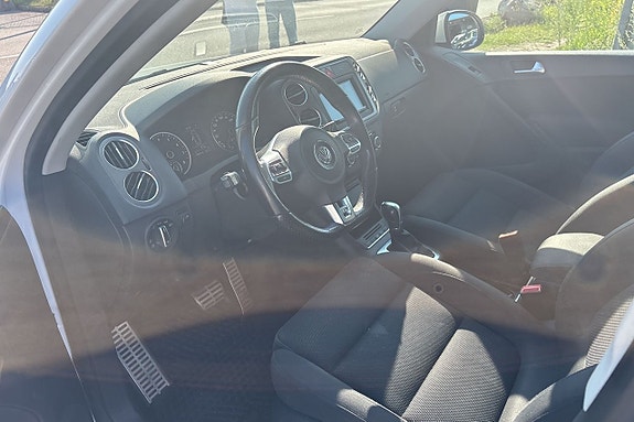 Volkswagen Tiguan 12 of 26