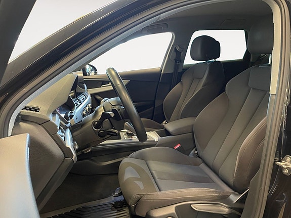 Audi A4 9 of 26
