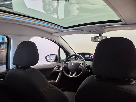 Peugeot 2008 8 of 22