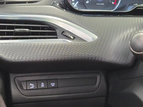 Peugeot 2008 13 of 22