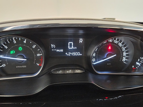 Peugeot 2008 17 of 22