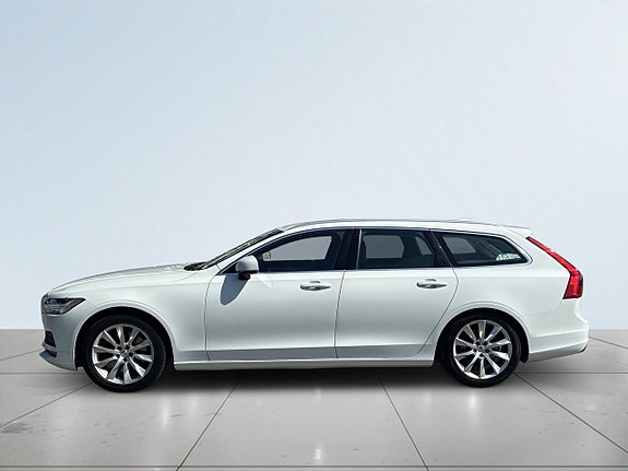 Volvo V90 4 of 5