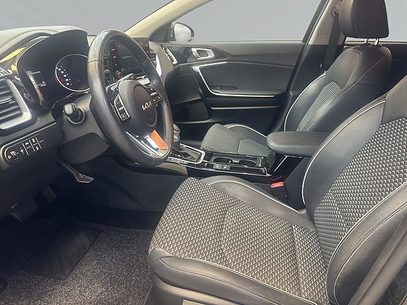 Kia Ceed 9 of 9