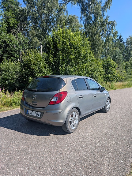 Opel Corsa 3 of 5
