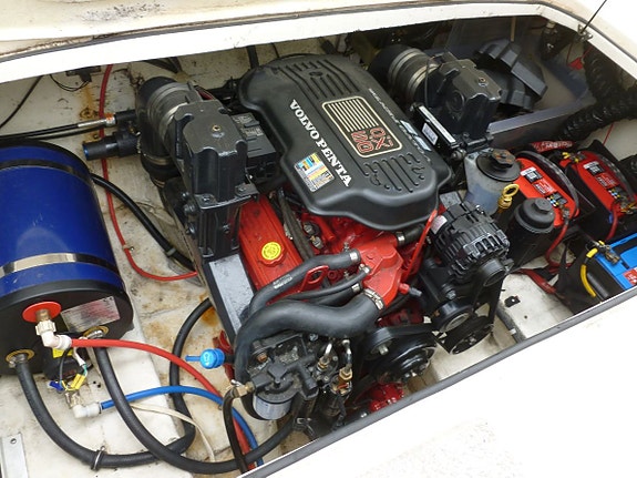 Glastron 249 GT Volvo Penta 5,0 GXI 2008 6 of 6