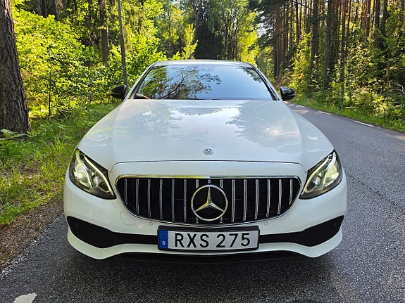 Mercedes-Benz E200 d 4 of 5