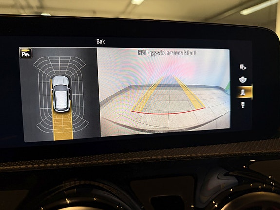 Mercedes-Benz CLA45 18 of 29