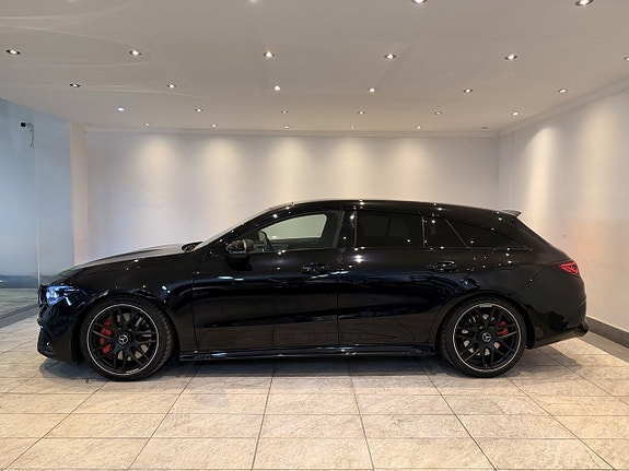 Mercedes-Benz CLA45 2 of 5