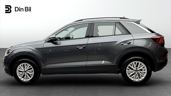 Volkswagen T-Roc 2 of 12