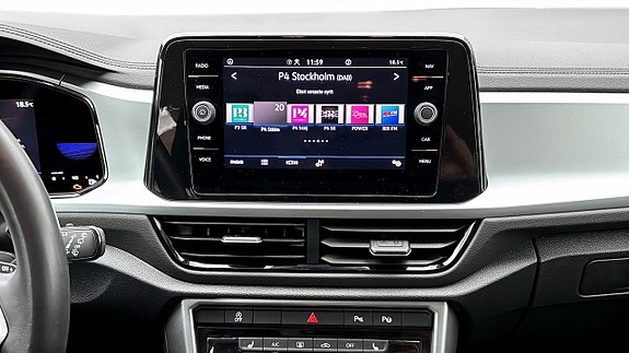 Volkswagen T-Roc 9 of 12