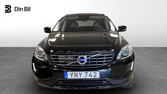 Volvo XC60 4 of 5