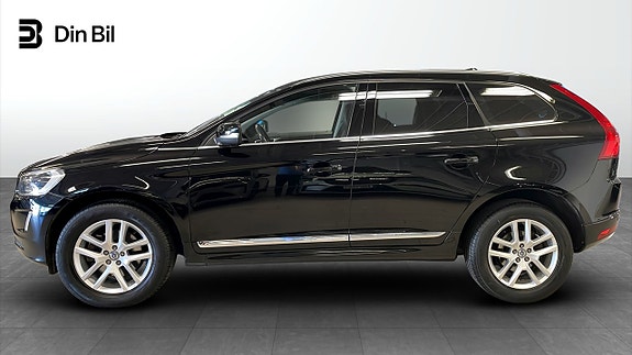 Volvo XC60 2 of 5