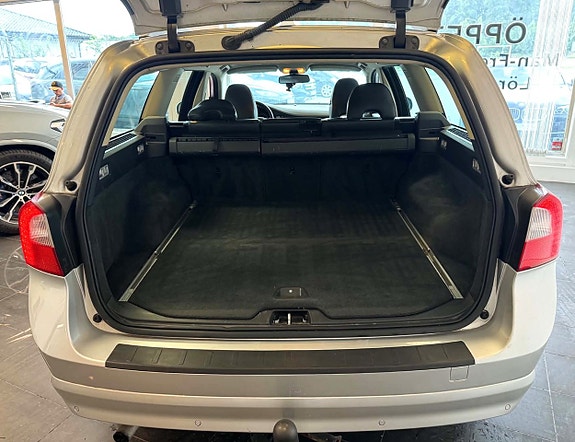 Volvo V70 17 of 17