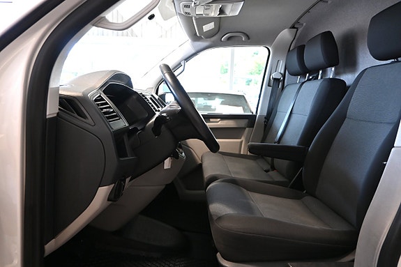 Volkswagen Transporter 7 of 15