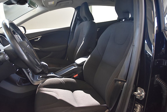 Volvo V40 7 of 13