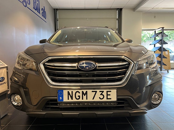 Subaru Outback 3 of 5