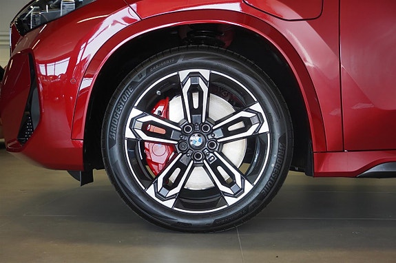 BMW X1 4 of 5