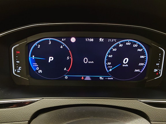 Volkswagen Passat 8 of 18