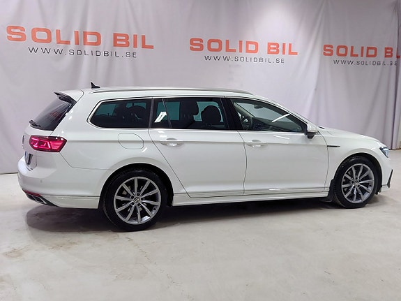 Volkswagen Passat 6 of 18