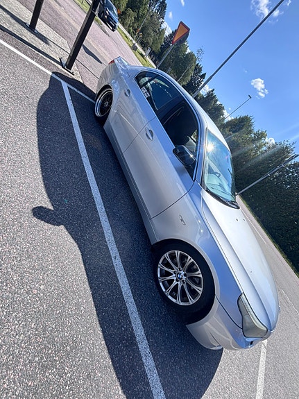 BMW 530i 8 of 9