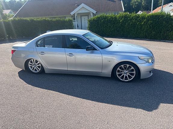 BMW 530i 4 of 9