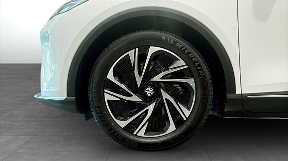 MG S6 9 of 26