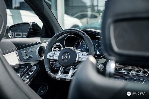 Mercedes-Benz C63 24 of 27