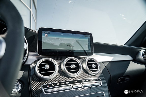 Mercedes-Benz C63 20 of 27