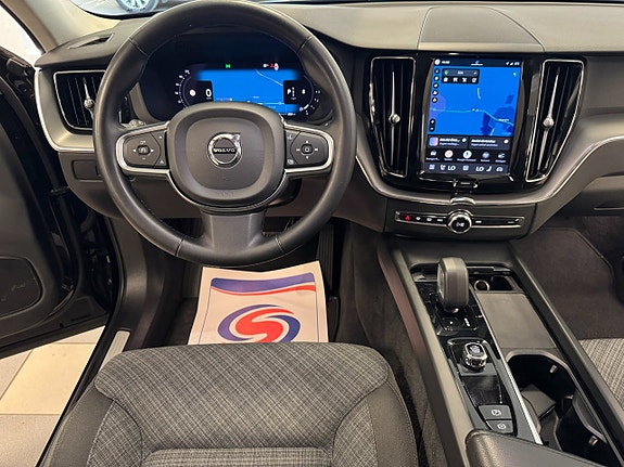 Volvo XC60 7 of 20