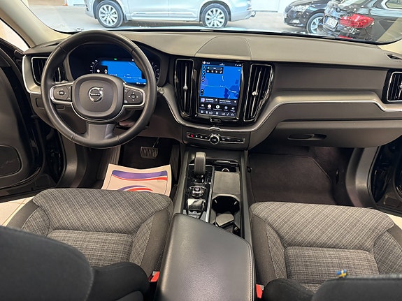 Volvo XC60 8 of 20