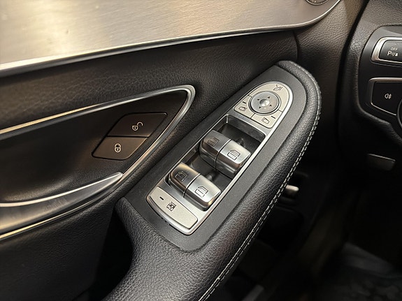 Mercedes-Benz C220 d 27 of 29