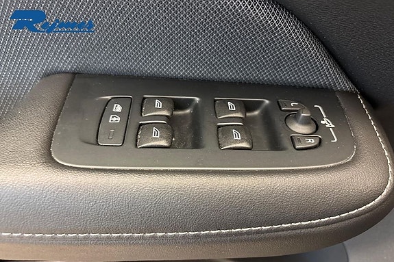 Volvo V60 16 of 23