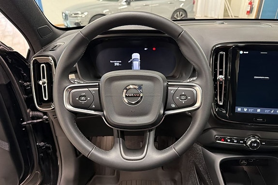 Volvo XC40 20 of 30