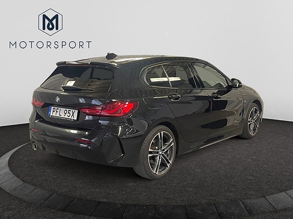 BMW 118i 6 of 14