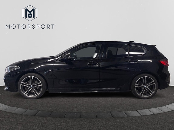 BMW 118i 3 of 14