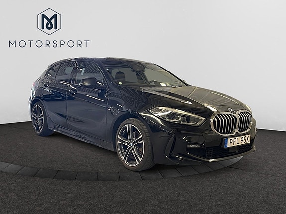 BMW 118i 9 of 14