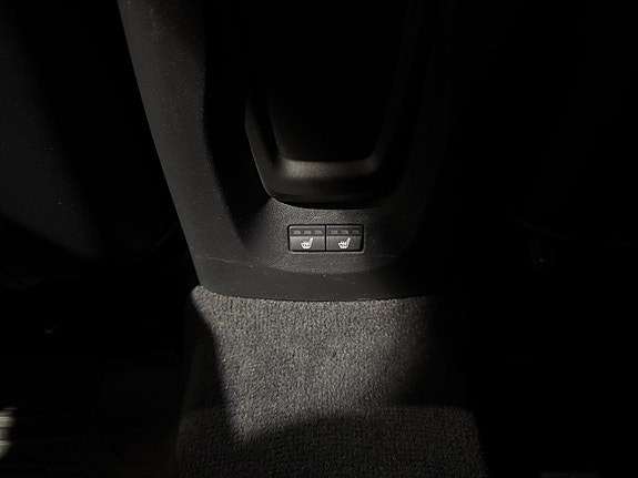 Volvo V40 14 of 23