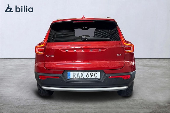 Volvo XC40 5 of 5