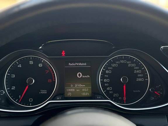 Audi A4 13 of 26