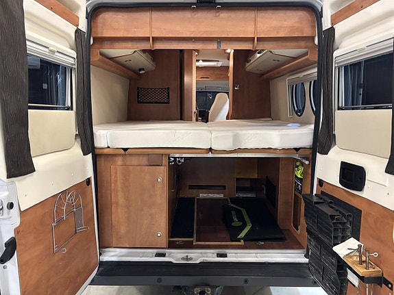 Malibu Van 640 LE Carthago 7810 mil 3.0 (177hk) Aut / Långbäddar 18 of 27