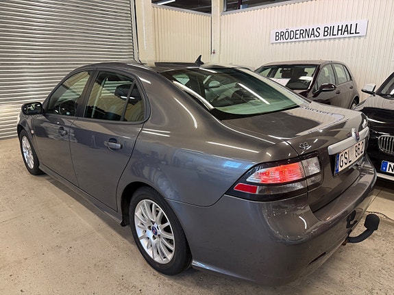 Saab 9-3 2 of 5