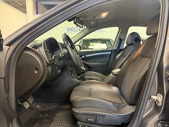 Saab 9-3 3 of 5
