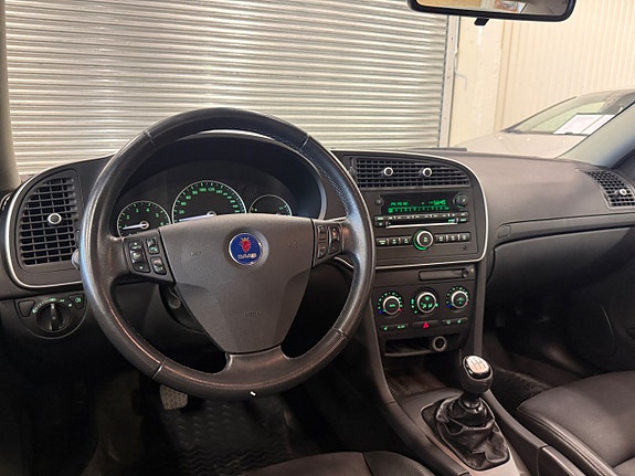 Saab 9-3 4 of 5