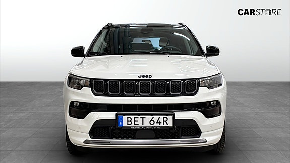 Jeep Compass 8 of 14