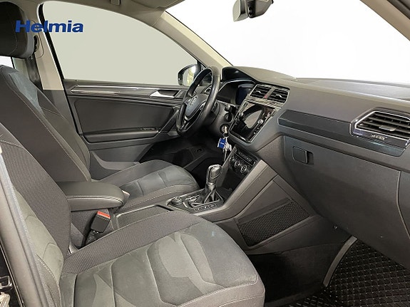 Volkswagen Tiguan 4 of 5