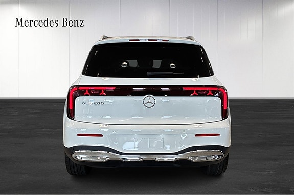 Mercedes-Benz GLB200 5 of 16