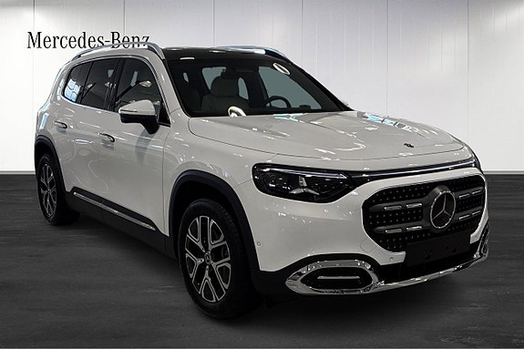 Mercedes-Benz GLB200 2 of 16