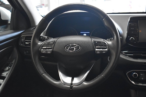 Hyundai i30 10 of 21