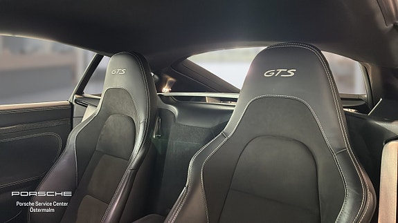 Porsche 718 Cayman GTS 5 of 5